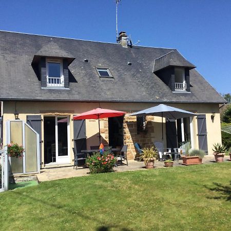 Coup De Coeur Assure ! Calm Comme A La Maison ! Maison Spacieuse Avec Grande Terrasse Pour 2 A 5 Personnes Proximite Granville Et Mer Avec Wifi Et Parking Gratuits ภายนอก รูปภาพ