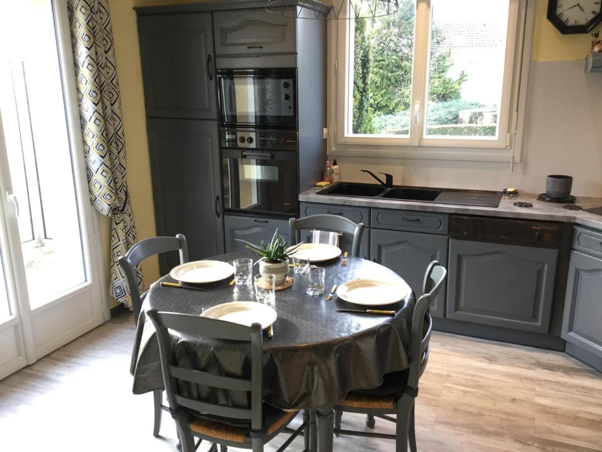 Coup De Coeur Assure ! Calm Comme A La Maison ! Maison Spacieuse Avec Grande Terrasse Pour 2 A 5 Personnes Proximite Granville Et Mer Avec Wifi Et Parking Gratuits ภายนอก รูปภาพ