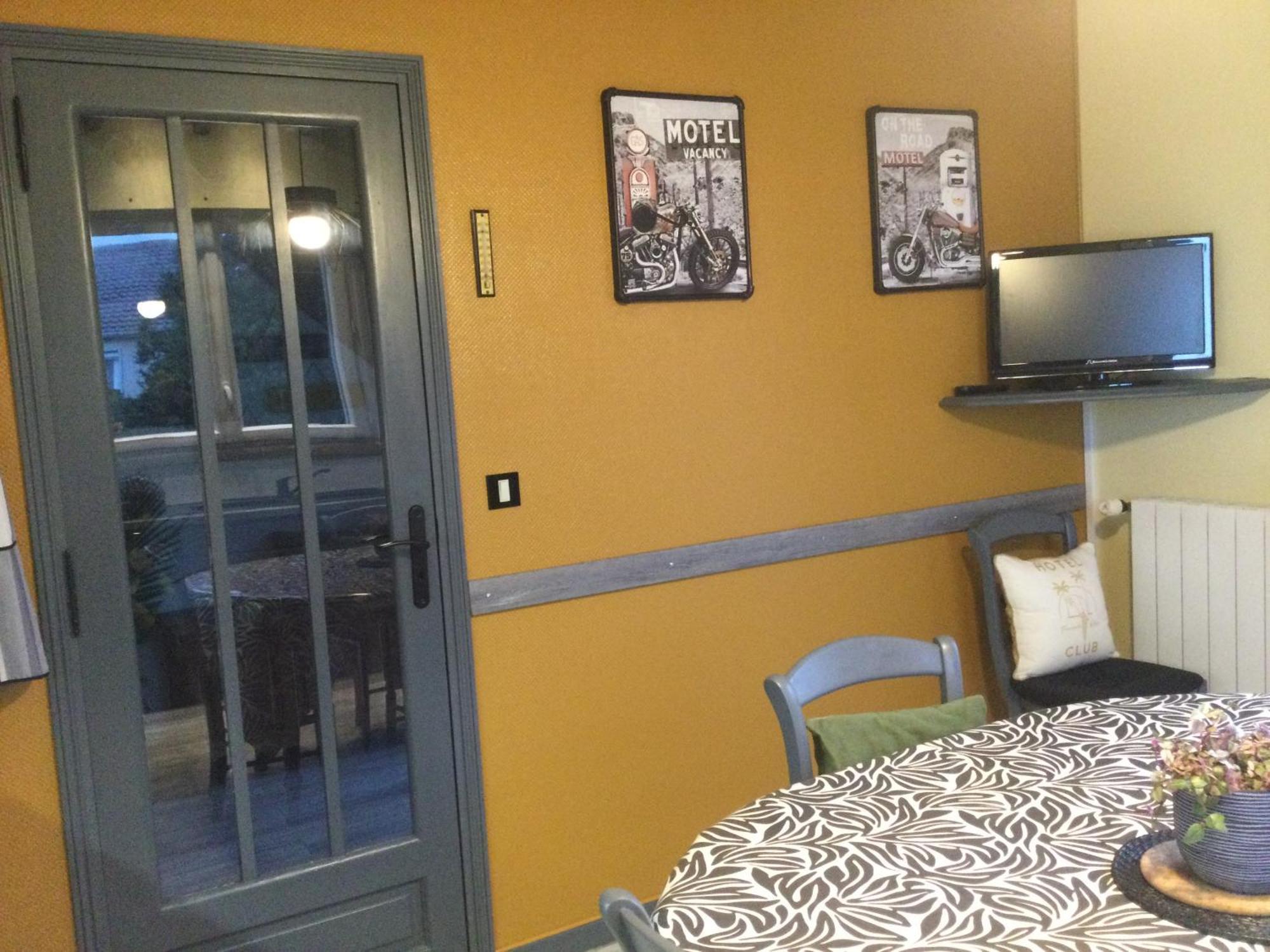 Coup De Coeur Assure ! Calm Comme A La Maison ! Maison Spacieuse Avec Grande Terrasse Pour 2 A 5 Personnes Proximite Granville Et Mer Avec Wifi Et Parking Gratuits ภายนอก รูปภาพ